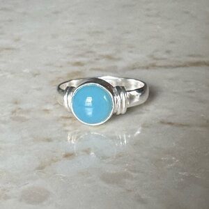 NWOT Sundance Cozy Cocoon Ring, Blue Chalcedony, Sterling Silver